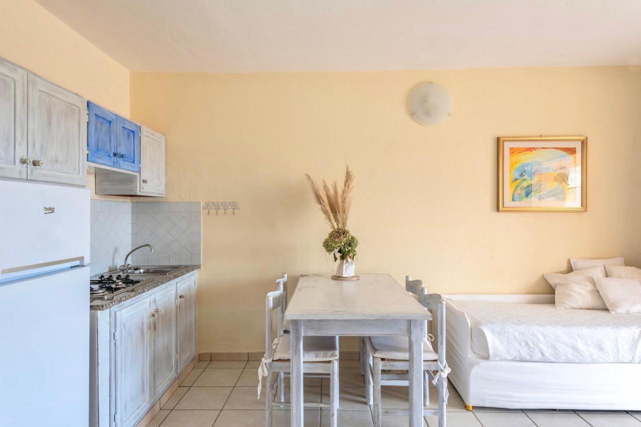 Residence A Golfo Di Marinella A 450 Mt Dal Mare Exterior foto
