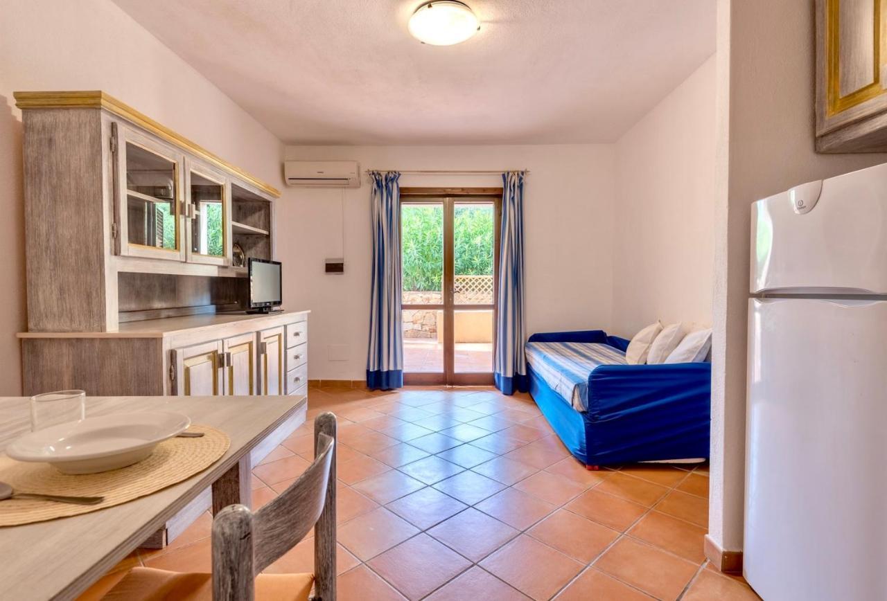 Residence A Golfo Di Marinella A 450 Mt Dal Mare Exterior foto